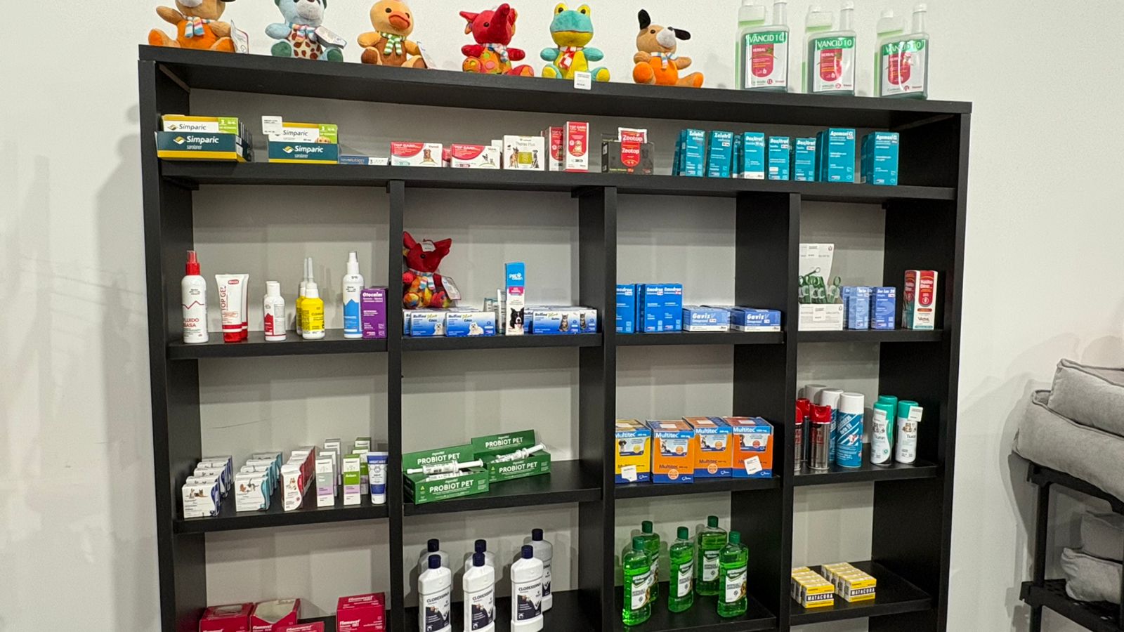 Produtos e ambiente da PETSMART petshop